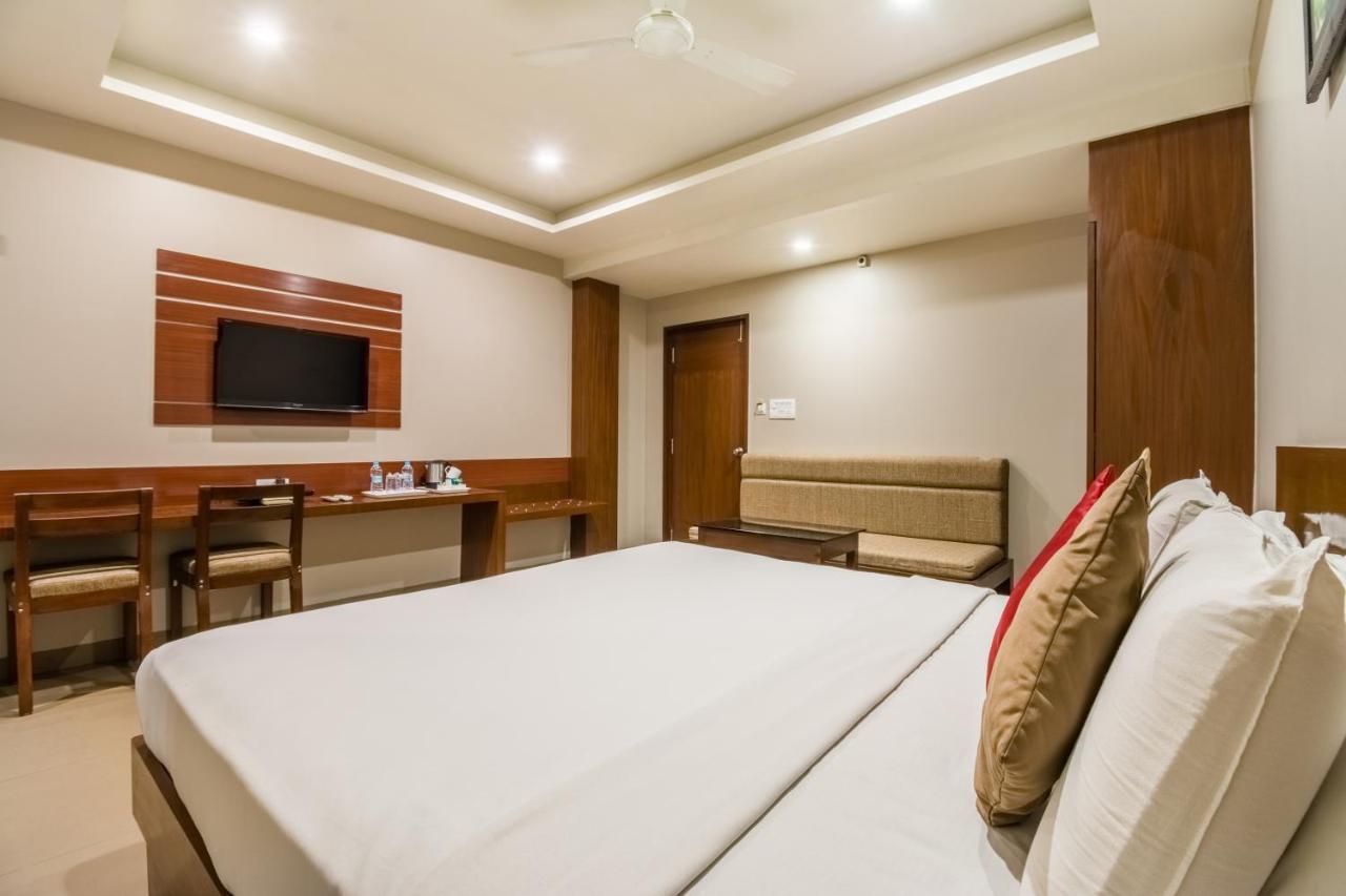 Hotel Five Elements Visakhapatnam Zewnętrze zdjęcie