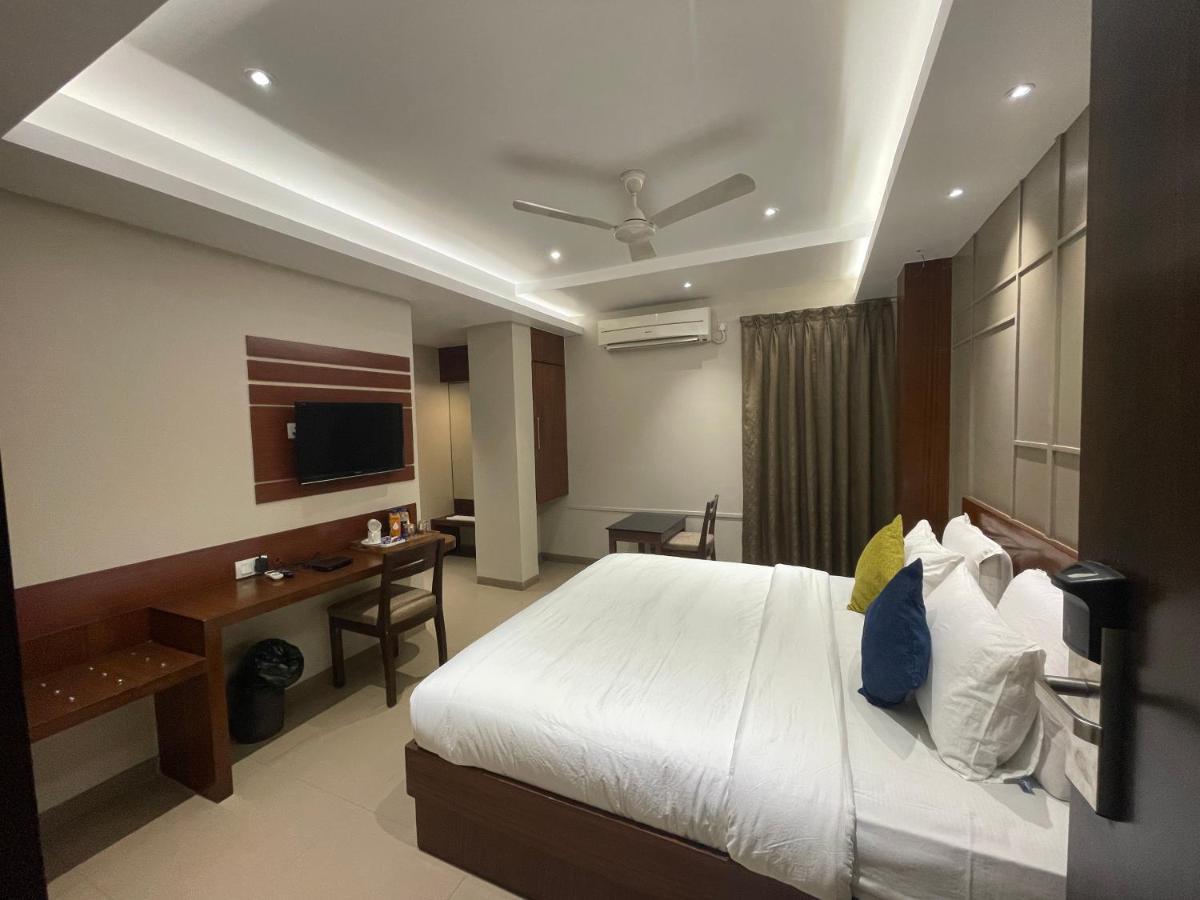 Hotel Five Elements Visakhapatnam Zewnętrze zdjęcie